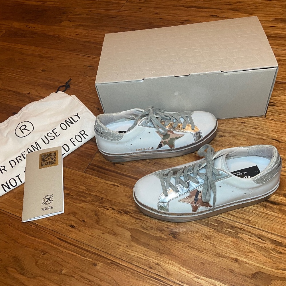 Authentic Golden Goose Hi Star shoes size 37 like new silver sole and camo star